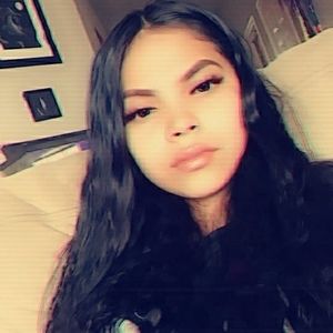 Meet your Posher, Brinae